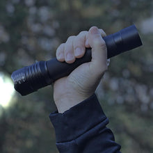 Load image into Gallery viewer, Flipo Stinger 1000 10W LED Tactical Security Flashlight
